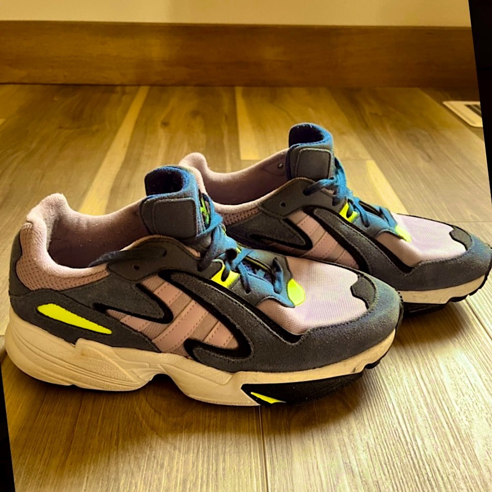 Adidas YUNG-96 CHASM - size 6